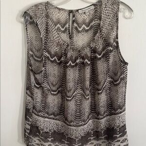 Chaus Women's Black and Gray Sleeveless Top